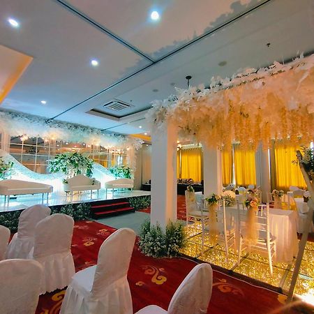 Sindoro Hotel Cilacap By Conary Bagian luar foto