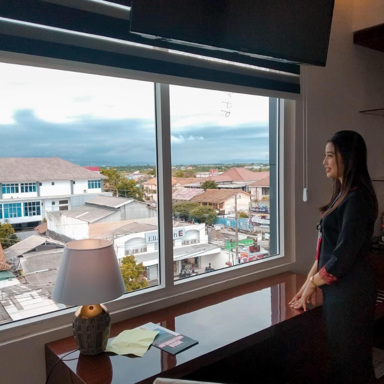 Sindoro Hotel Cilacap By Conary Bagian luar foto