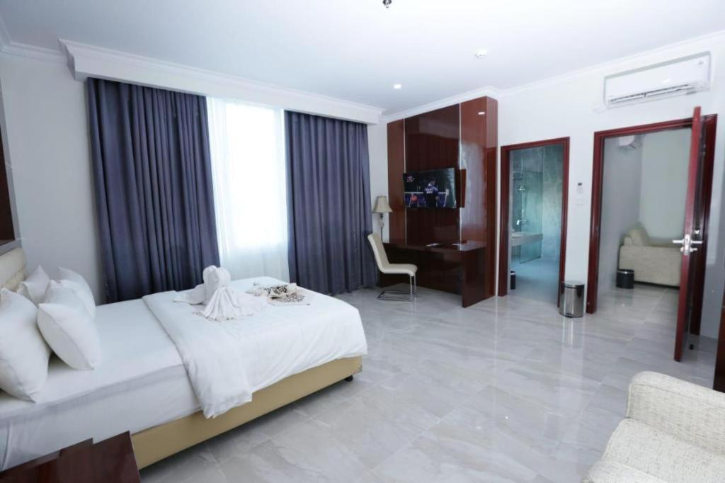 Sindoro Hotel Cilacap By Conary Bagian luar foto