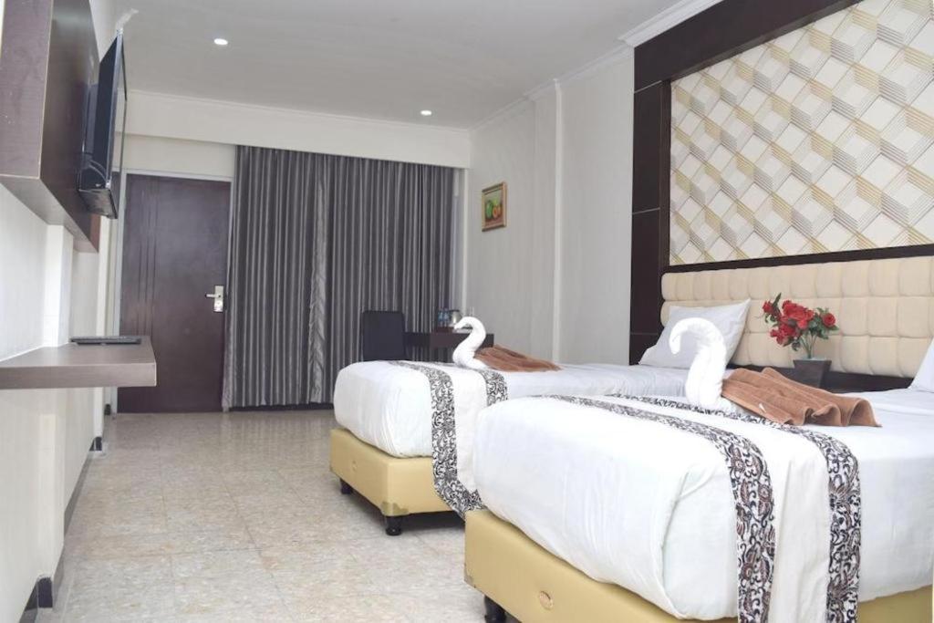 Sindoro Hotel Cilacap By Conary Bagian luar foto