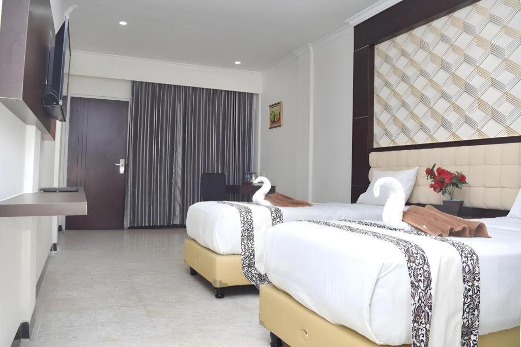 Sindoro Hotel Cilacap By Conary Bagian luar foto